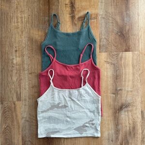 American Eagle tank tops